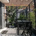 Botanic Apartments - Suite